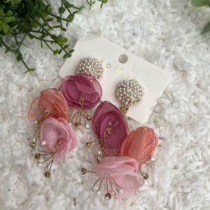 FLOWER $ FAUX PEARL DECOR DROP  DANGLING EARRINGS